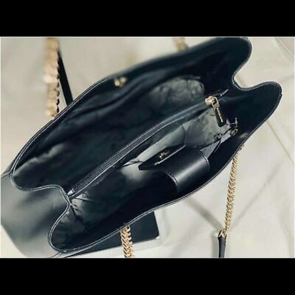 MICHAEL KORS CHAIN ELLIS GOLD LIMITED Edition Tote - Picture 3 of 8